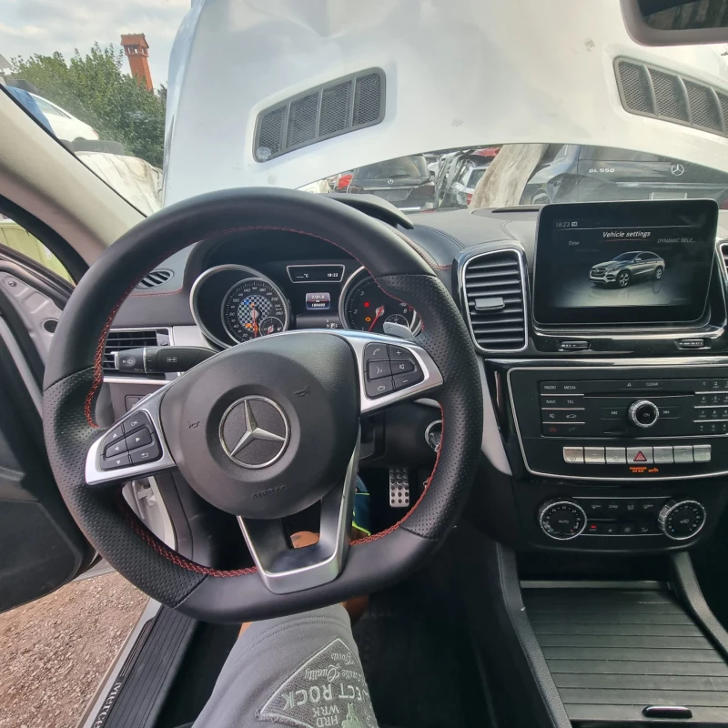 Mercedes-Benz GLE 350 AMG packet , снимка 7 - Автомобили и джипове - 51646416