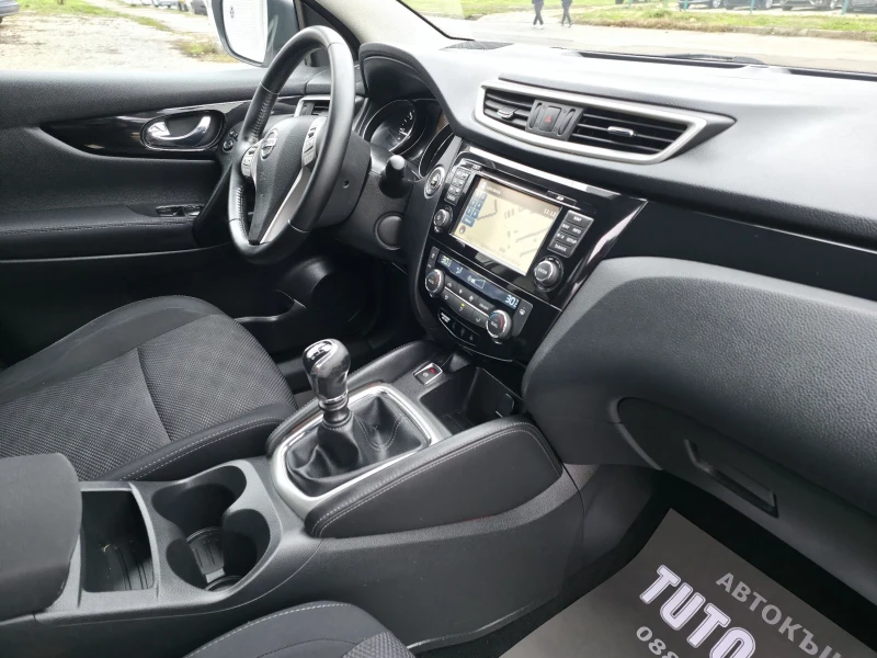 Nissan Qashqai 1.5DCI/НАВИ/КАМЕРА 360/ПАРКТРОНИЦИ/ЕВРО 6, снимка 15 - Автомобили и джипове - 52691944