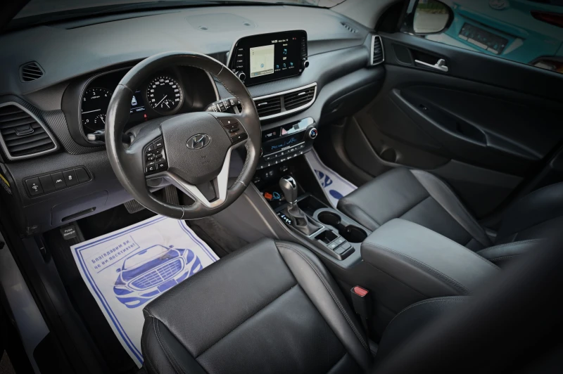 Hyundai Tucson 2.0 CRDI / АВТОМАТИК / СЕРВИЗНА ИСТОРИЯ !!!, снимка 9 - Автомобили и джипове - 52725923