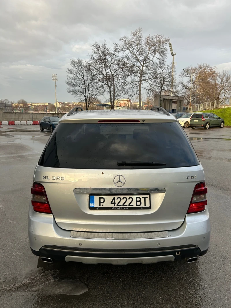 Mercedes-Benz ML 320 CDI/Sport/4MATIC, снимка 5 - Автомобили и джипове - 53251372