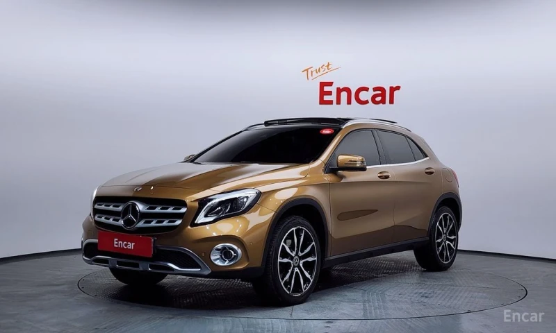 Mercedes-Benz GLA 250