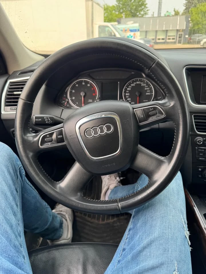Audi Q5 * S-LINE* PANORAMA* QUATTRO АвтоКредит(ЦЕНА ДО БГ) - изображение 9