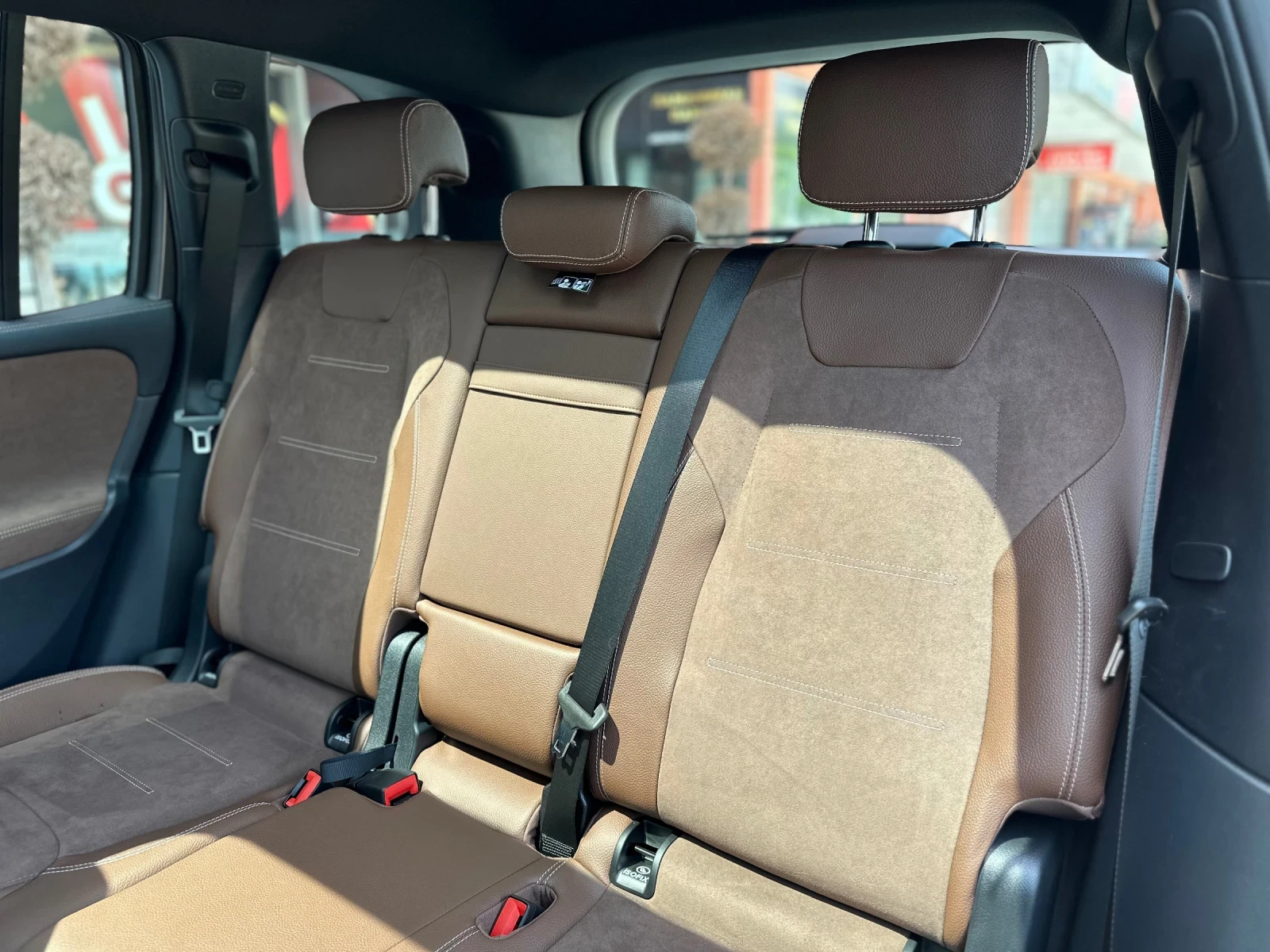 Mercedes-Benz GLB NEW 35AMG 4MATIC MHEV FULL | Mobile.bg   13