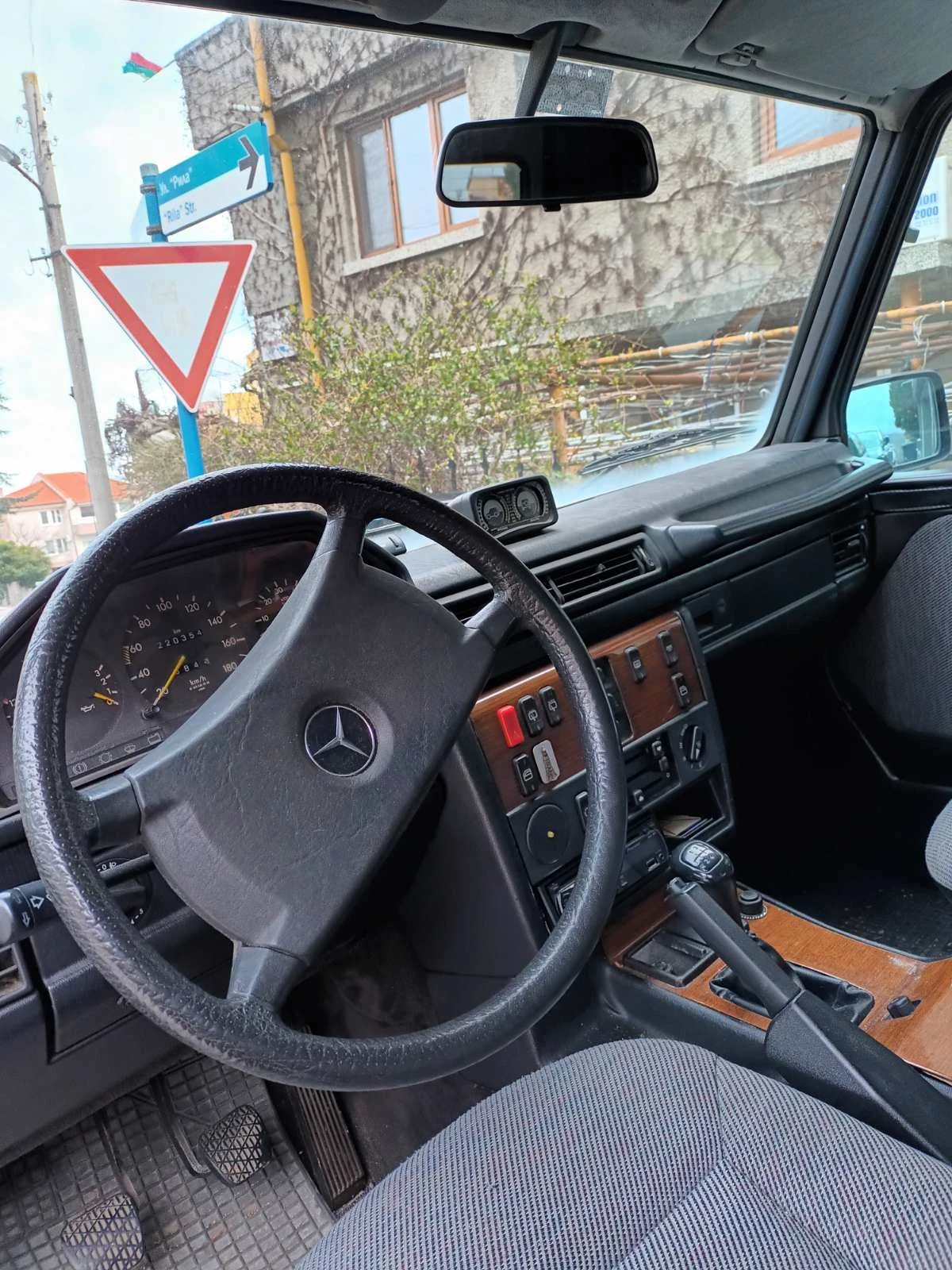 Mercedes-Benz G 2.5 - изображение 5