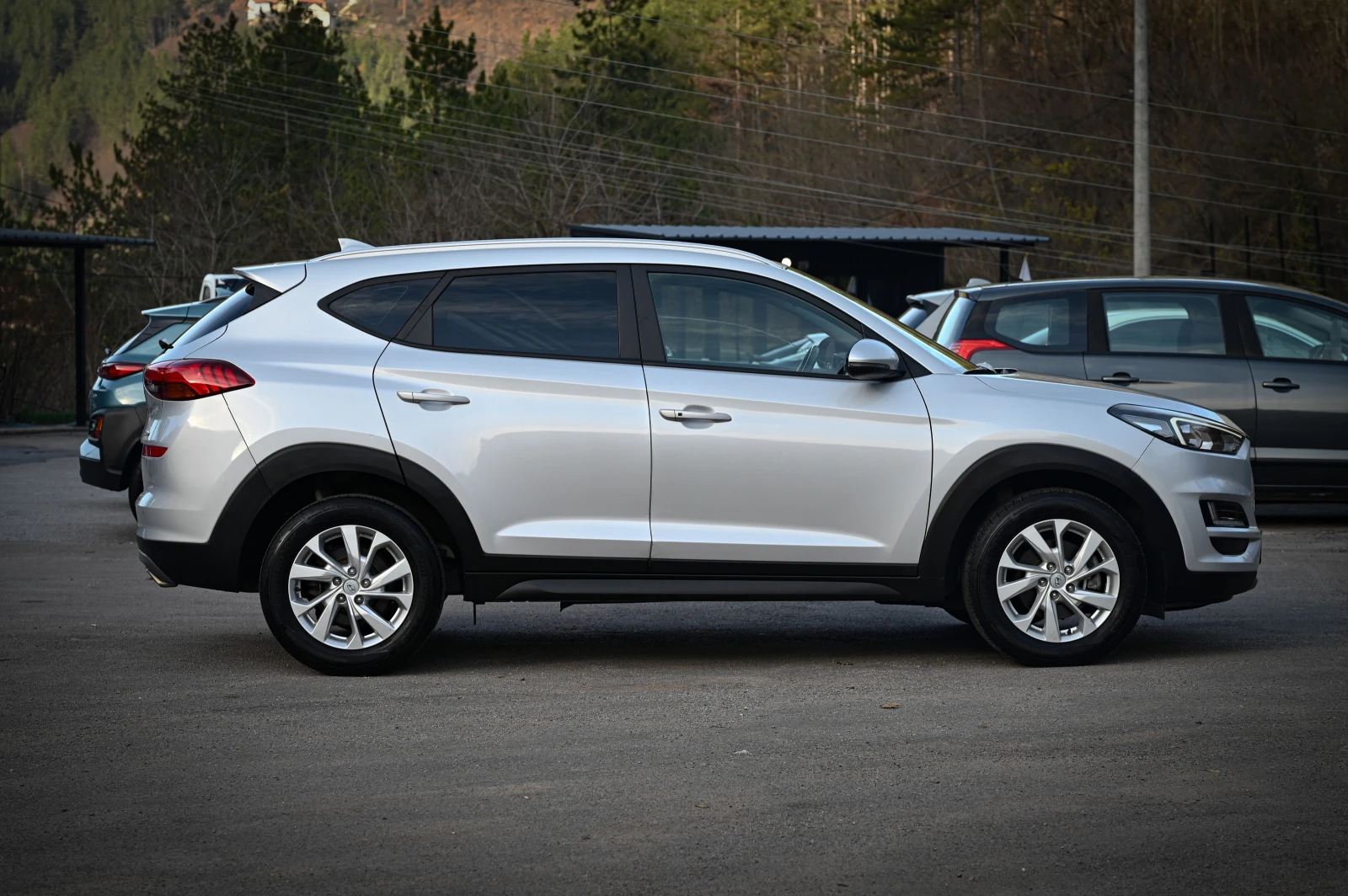 Hyundai Tucson 2.0 CRDI / АВТОМАТИК / СЕРВИЗНА ИСТОРИЯ !!! - изображение 6