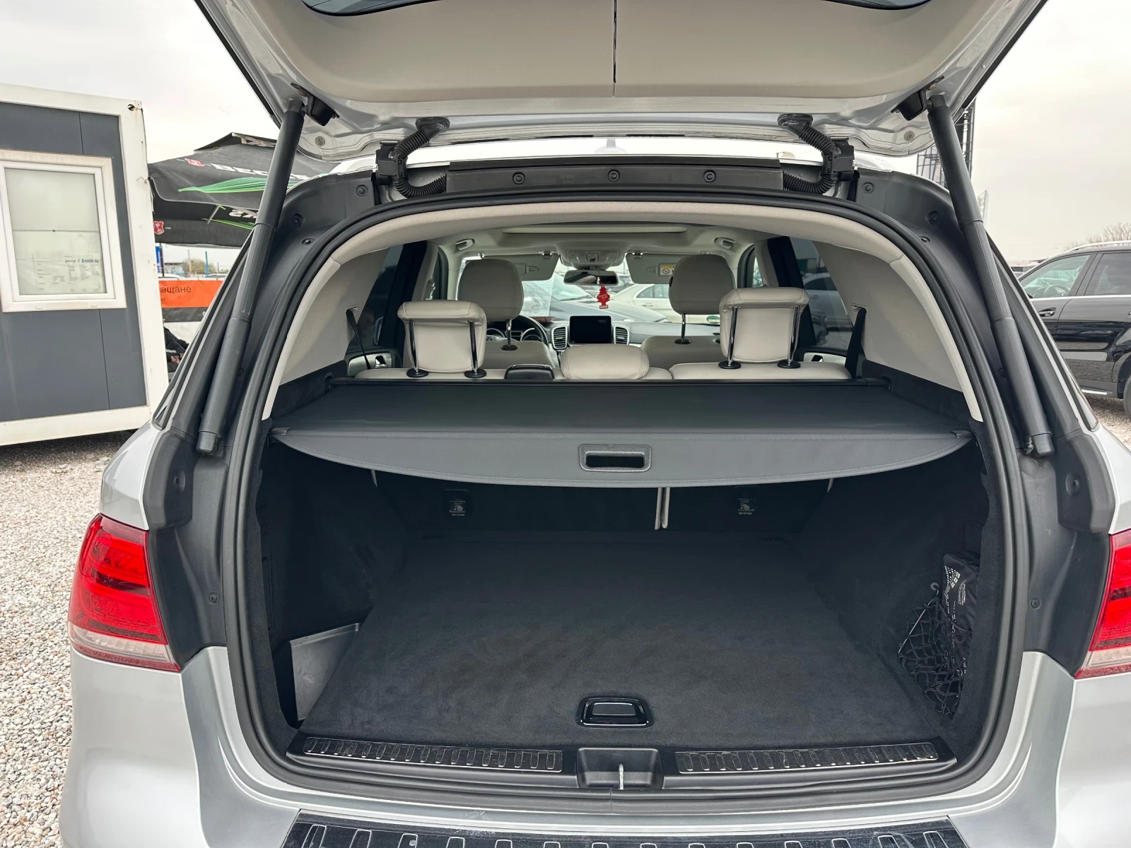 Mercedes-Benz GLE 350 D, 360 КАМЕРА, 4 MATIC, ПАНОРАМА, НА ПРУЖИНИ, ТОП!, снимка 13 - Автомобили и джипове - 54205673