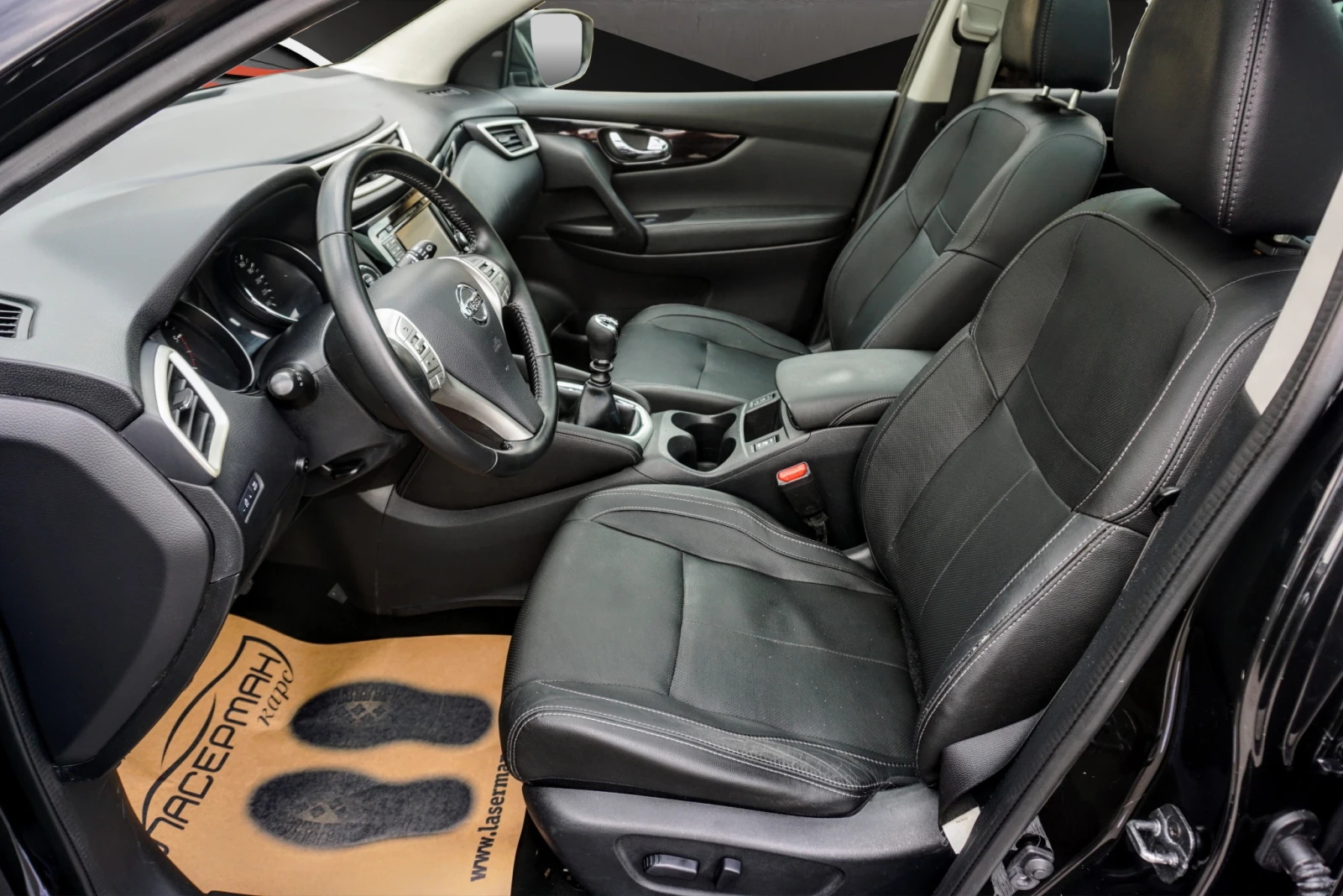 Nissan Qashqai 1.5DCI TEKNA PANORAMIC, снимка 8 - Автомобили и джипове - 54369985