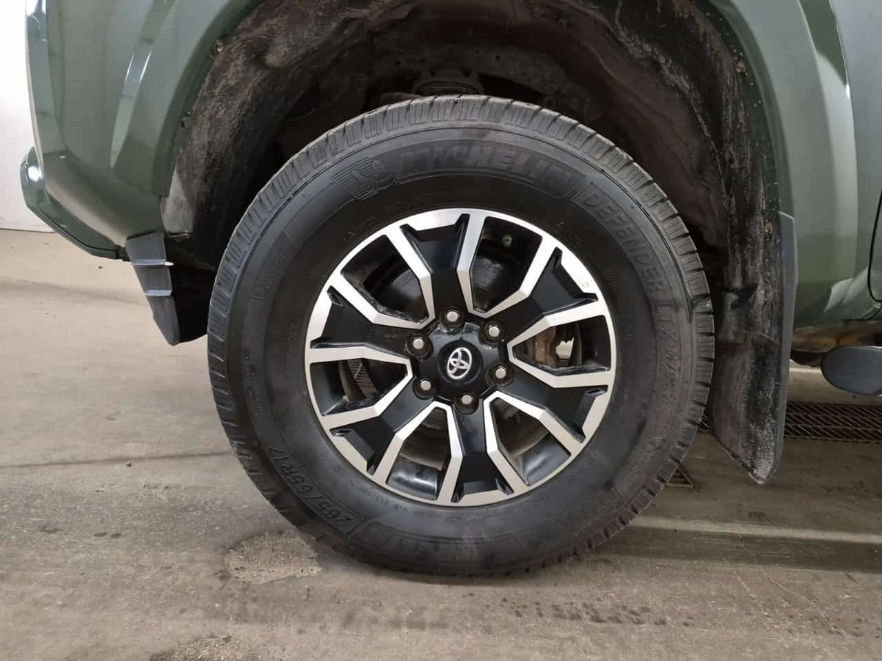 Toyota Tacoma * CREW CAB LONG BED * CARFAX * , снимка 14 - Автомобили и джипове - 54626396