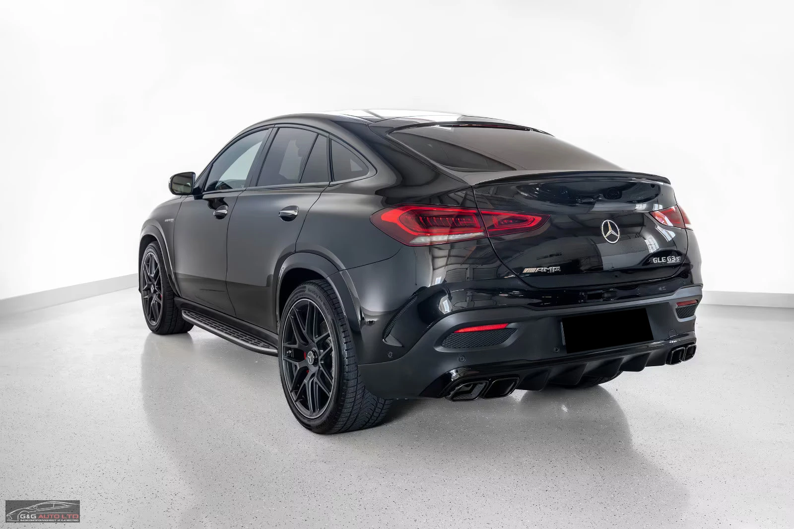 Mercedes-Benz GLE 63 S AMG COUPE/612HP/PANO/360/HUD/BURM/CARBON/511z, снимка 3 - Автомобили и джипове - 55119538