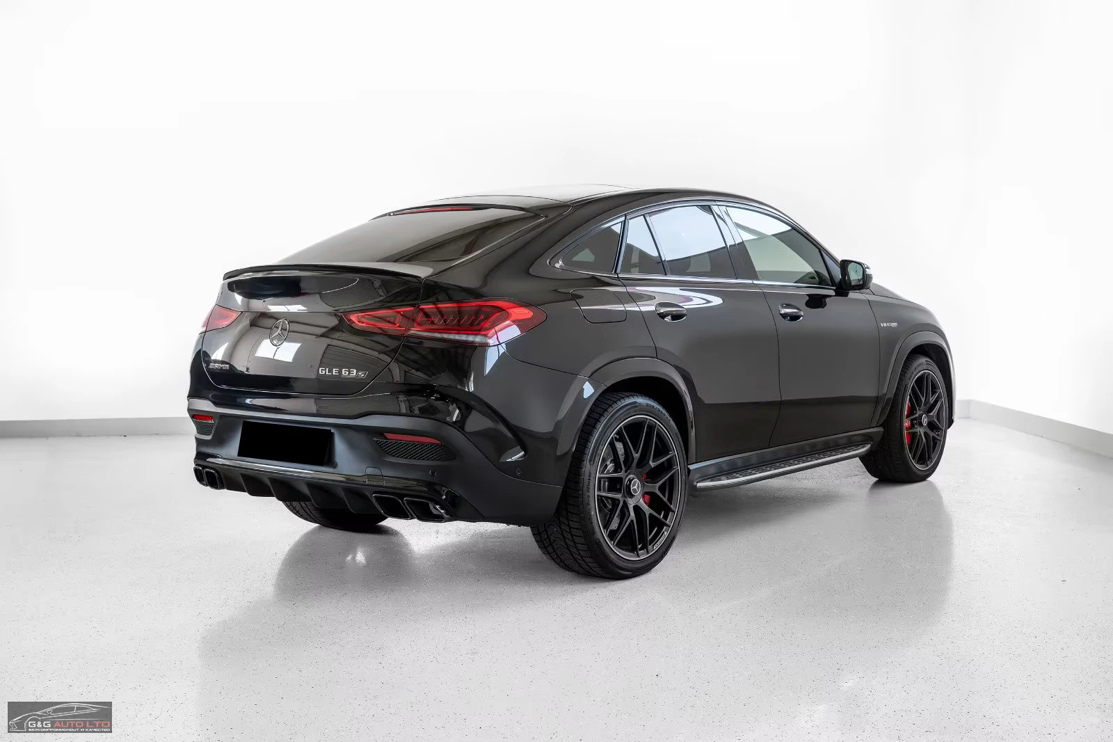 Mercedes-Benz GLE 63 S AMG COUPE/612HP/PANO/360/HUD/BURM/CARBON/511z, снимка 5 - Автомобили и джипове - 55119538