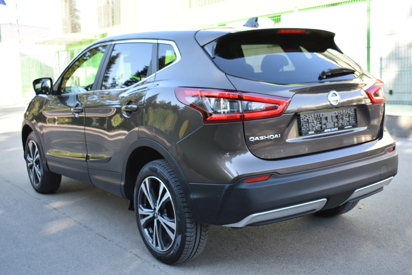 Nissan Qashqai 1.6DCI/AWD-4X4/FACELIFT/TEKNA-ОТЛИЧЕН!!, снимка 3 - Автомобили и джипове - 55564208