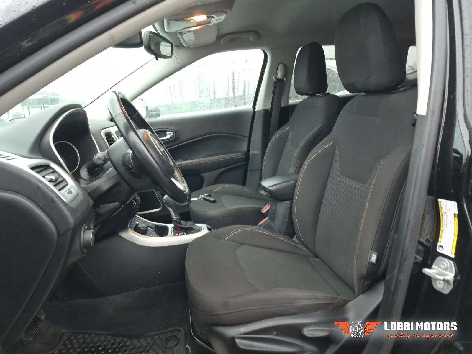 Jeep Compass, снимка 5 - Автомобили и джипове - 55928643