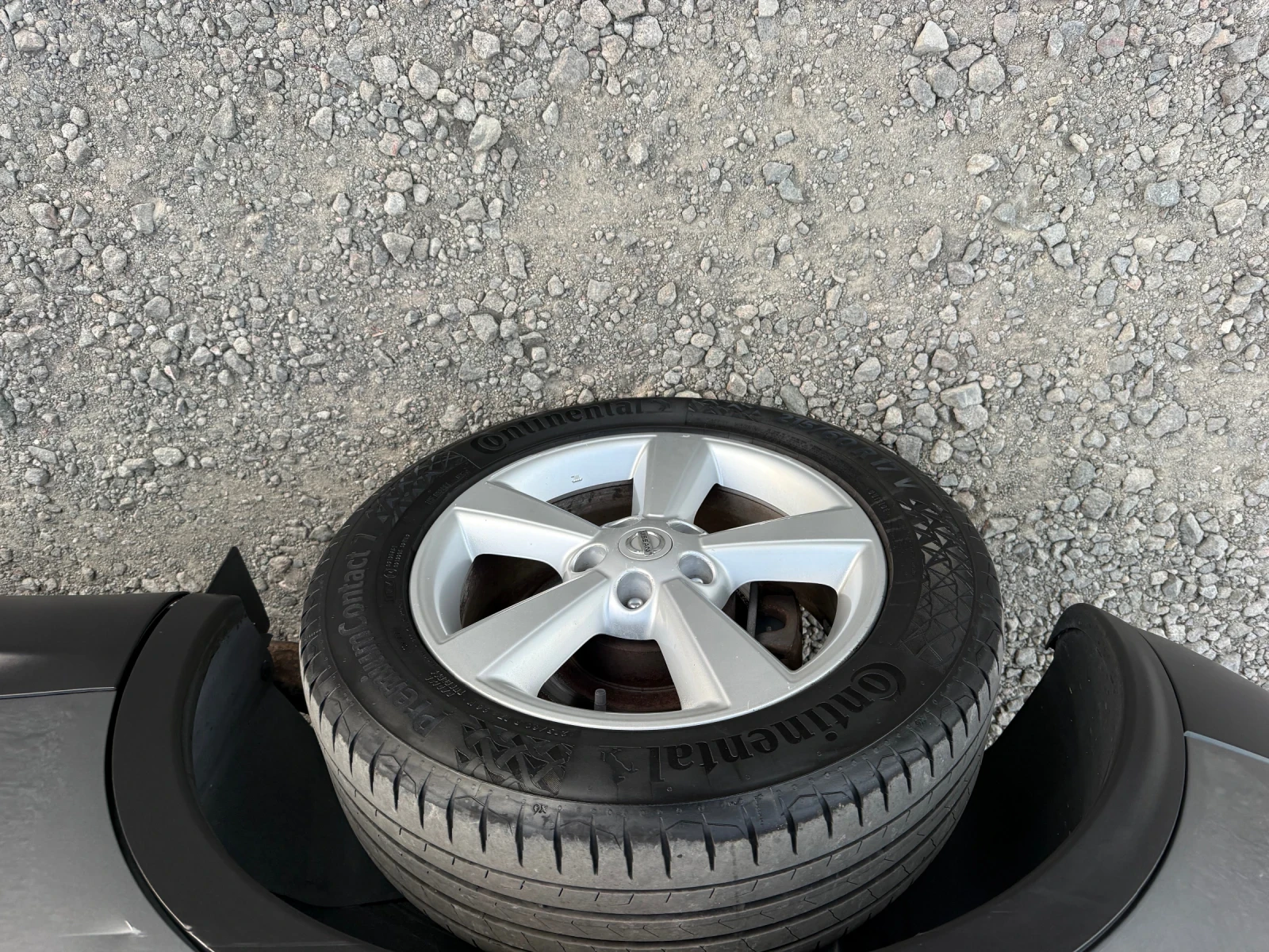 Nissan Qashqai 2.0i CH 4x4 AUTOMAT, снимка 9 - Автомобили и джипове - 56124161