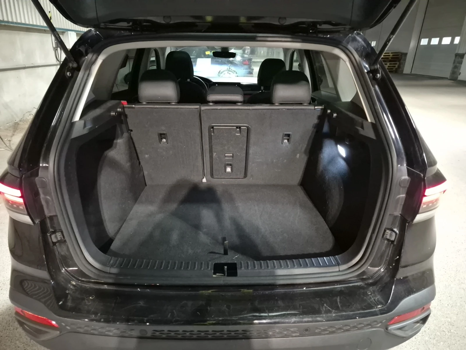 VW Taos COMFORTLINE BLACK EDITION, ������ ���� | Mobile.bg � ����������� 13