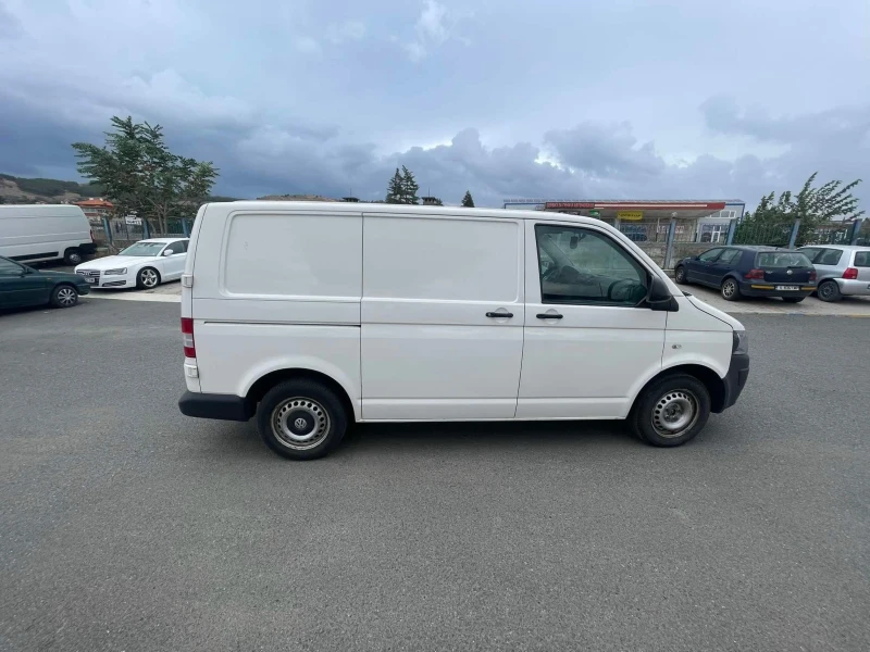 VW T5, снимка 5 - Бусове и автобуси - 47465864