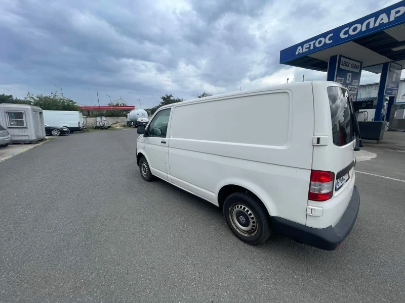 VW T5, снимка 3 - Бусове и автобуси - 47465864