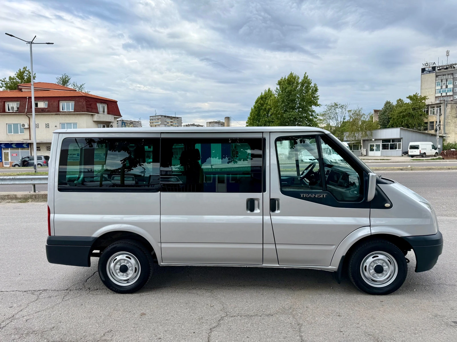 Ford Transit 2.2 TDCI 9 МЕСТА - изображение 6