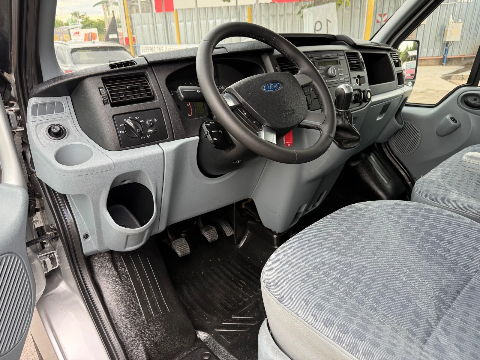 Ford Transit 2.2 TDCI 9 МЕСТА - изображение 9