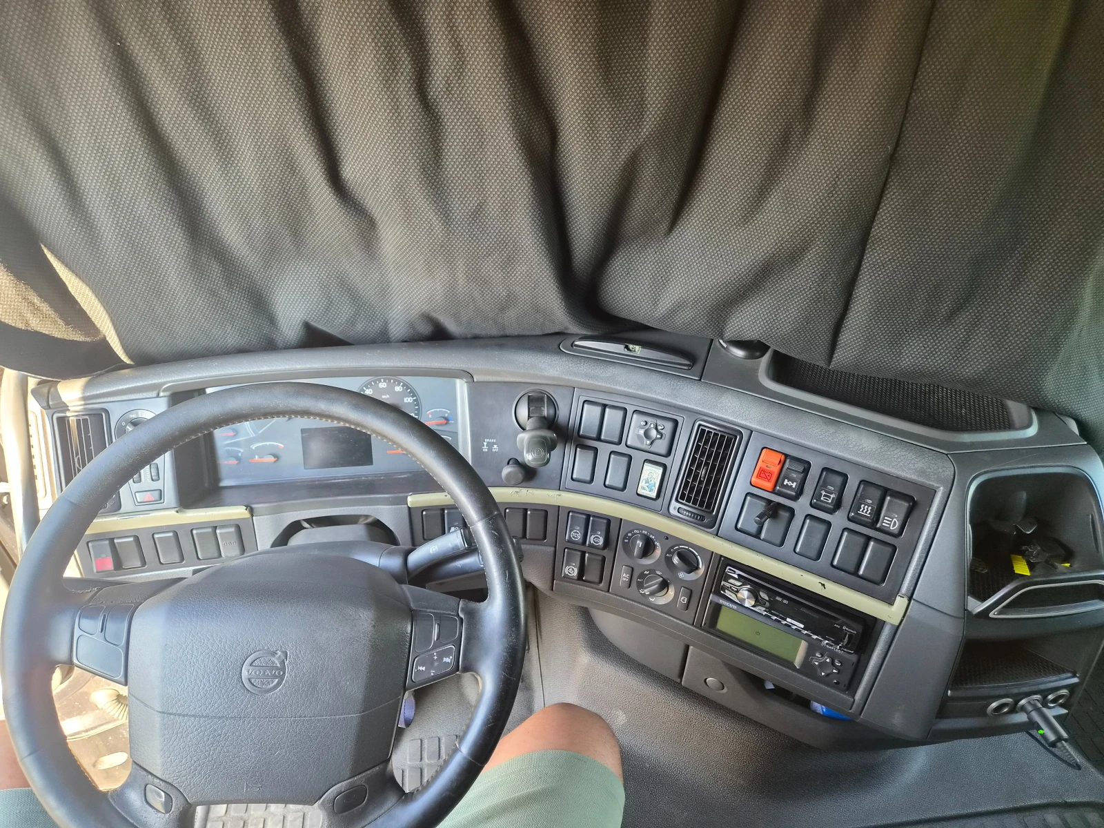 Volvo Fh FH 13 520 , снимка 9 - Камиони - 55182551