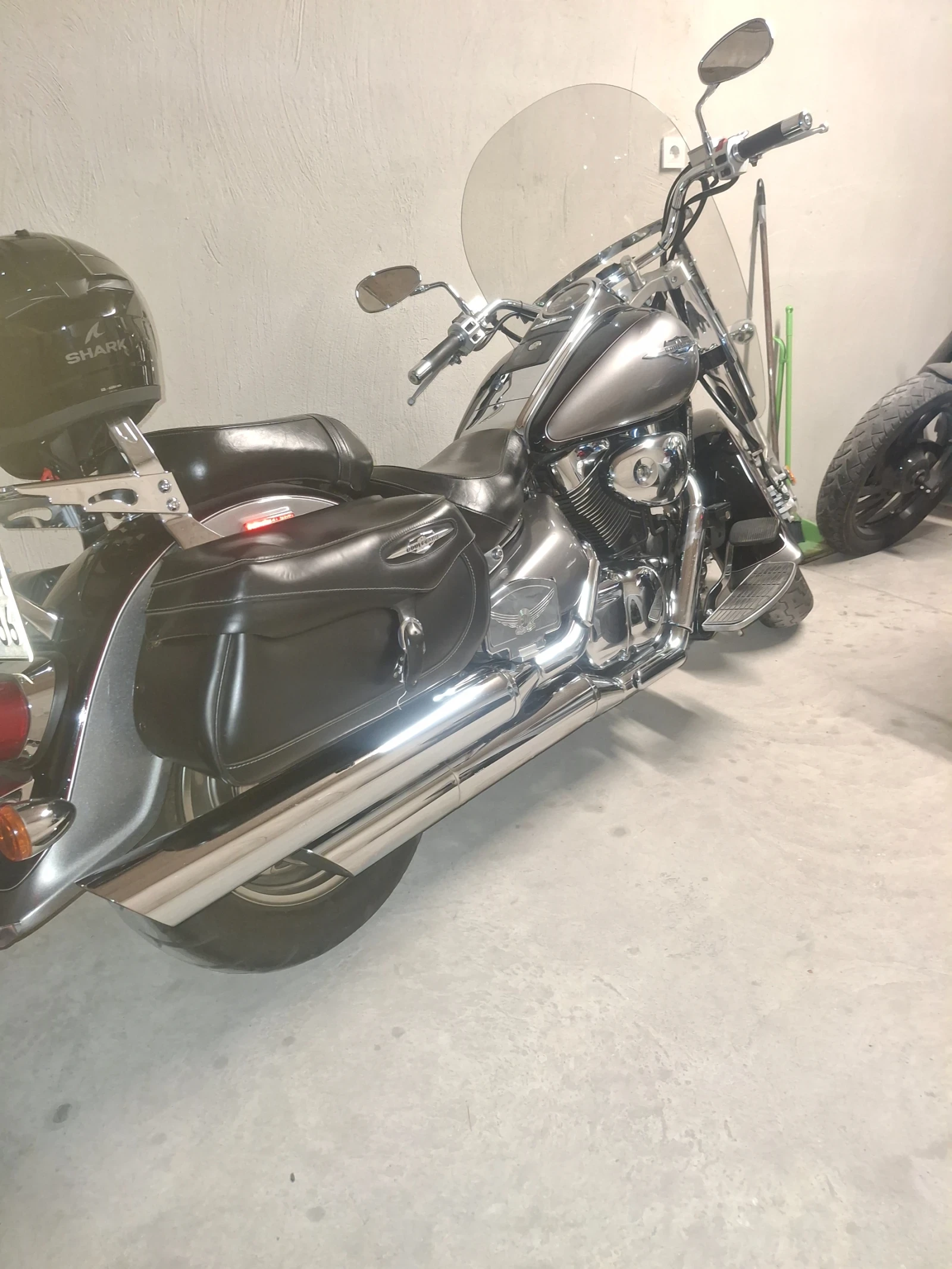 Suzuki Boulevard C90 vl 1500