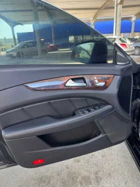 Mercedes-Benz CLS 500 Лизинг AMG FULL FULL ALLBLACK 550, снимка 11