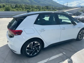 VW ID.3 Pure Performance | Mobile.bg    2