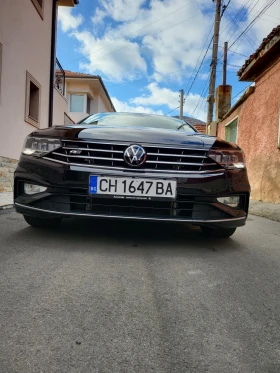 Обява за продажба на VW Passat Elegance R-Line има фабрична гаранция ~53 700 лв. - изображение 2 | Auto.bg Обява за продажба на VW Passat Elegance R-Line има фабрична гаранция ~53 700 лв. - изображение 2
