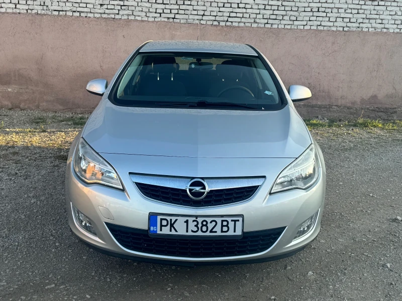 Opel Astra, снимка 2 - Автомобили и джипове - 47283404