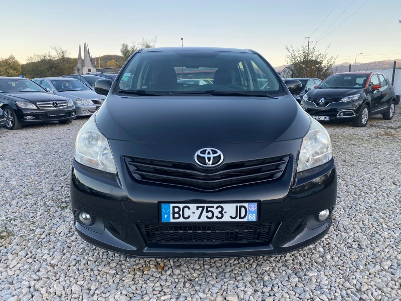 Toyota Verso 2.0d4d 126kc., снимка 2 - Автомобили и джипове - 47781072