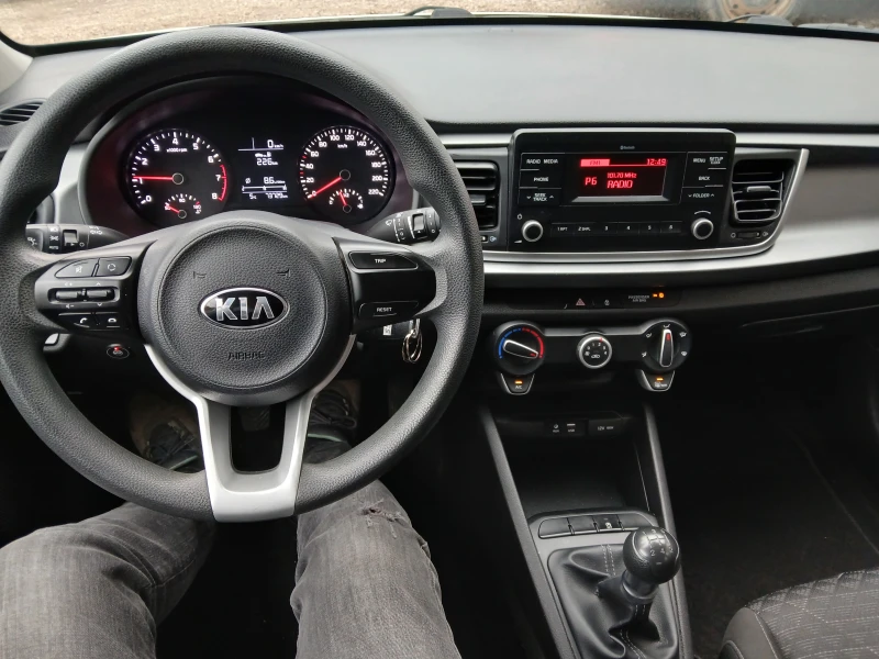 Kia Rio, снимка 9 - Автомобили и джипове - 48236965