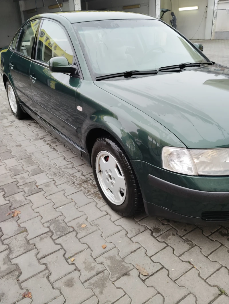 VW Passat 1.8T, снимка 2 - Автомобили и джипове - 48352450