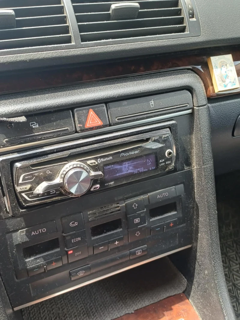 Audi A4, снимка 6 - Автомобили и джипове - 51529176