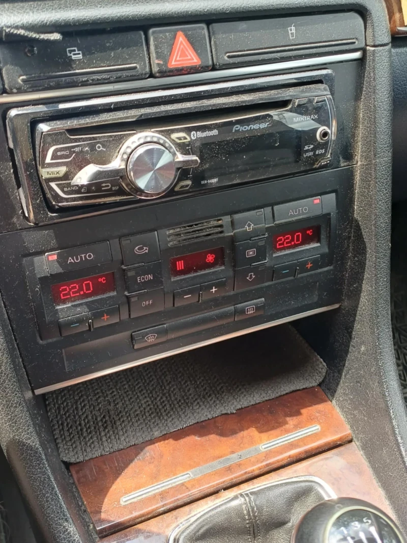 Audi A4, снимка 7 - Автомобили и джипове - 51529176