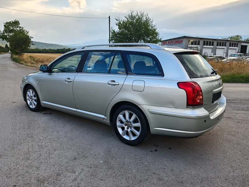 Toyota Avensis 1.8VVT-i, снимка 4 - Автомобили и джипове - 51462518