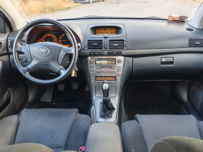 Toyota Avensis 1.8VVT-i, снимка 7 - Автомобили и джипове - 51462518