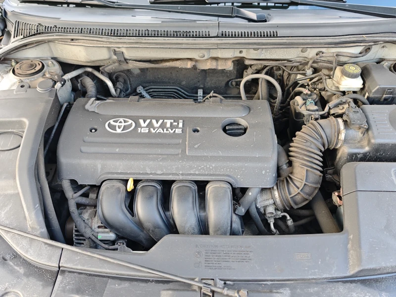 Toyota Avensis 1.8VVT-i, снимка 15 - Автомобили и джипове - 51462518