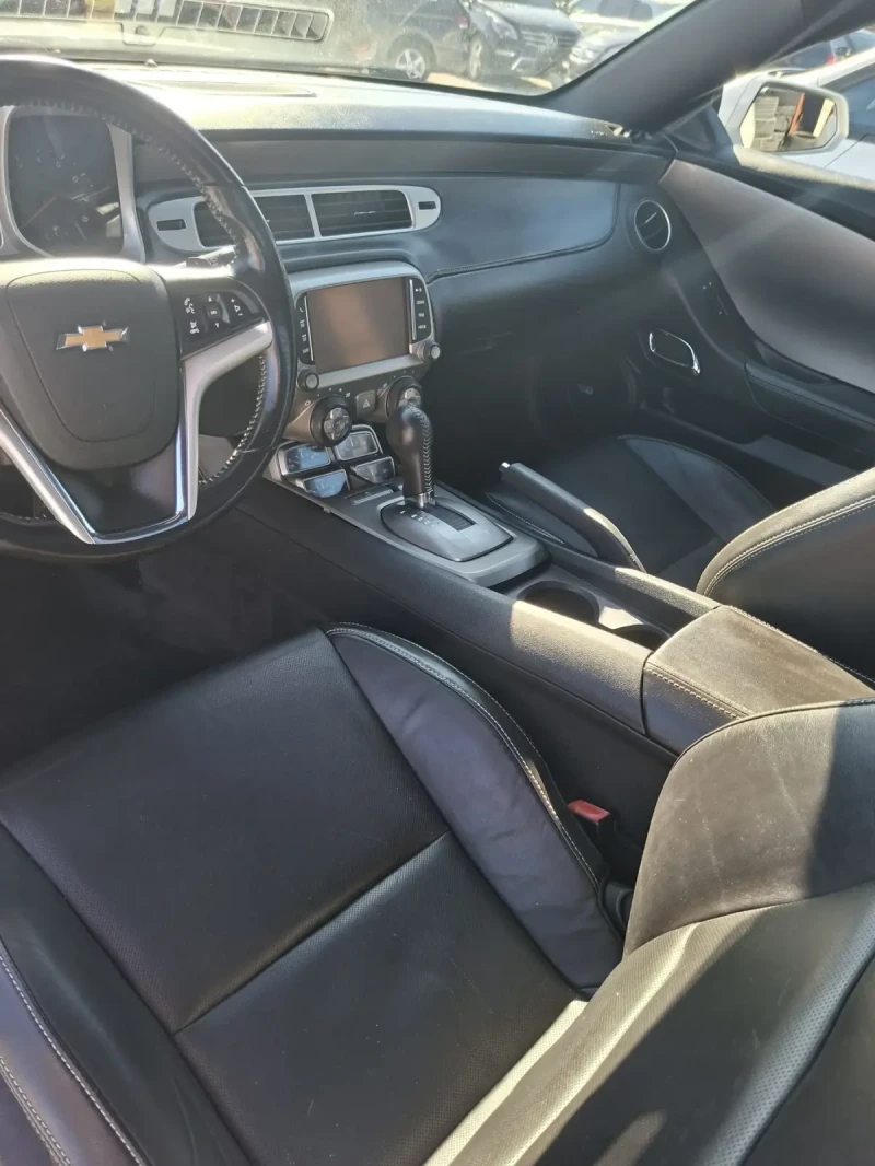 Chevrolet Camaro, снимка 12 - Автомобили и джипове - 52419822