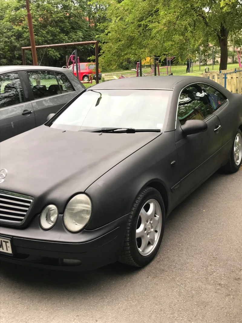Mercedes-Benz CLK 200, снимка 5 - Автомобили и джипове - 53013844