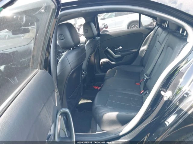 Mercedes-Benz A 220  - изображение 8