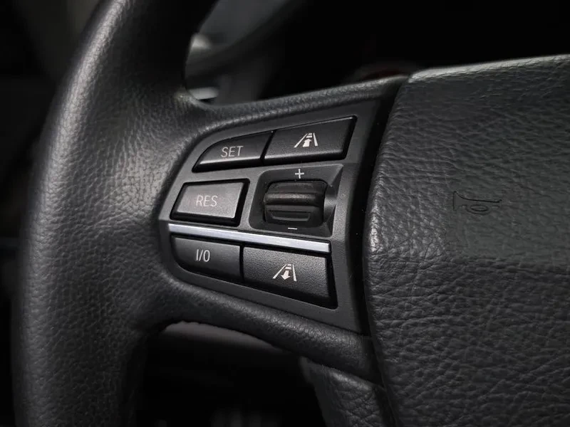 BMW 730, снимка 17 - Автомобили и джипове - 54600937