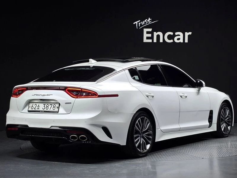 Kia Stinger 2.2 Diesel AWD| 200к.с.| ВКЛ.ТЕХНОТЕСТ, снимка 2 - Автомобили и джипове - 55261383