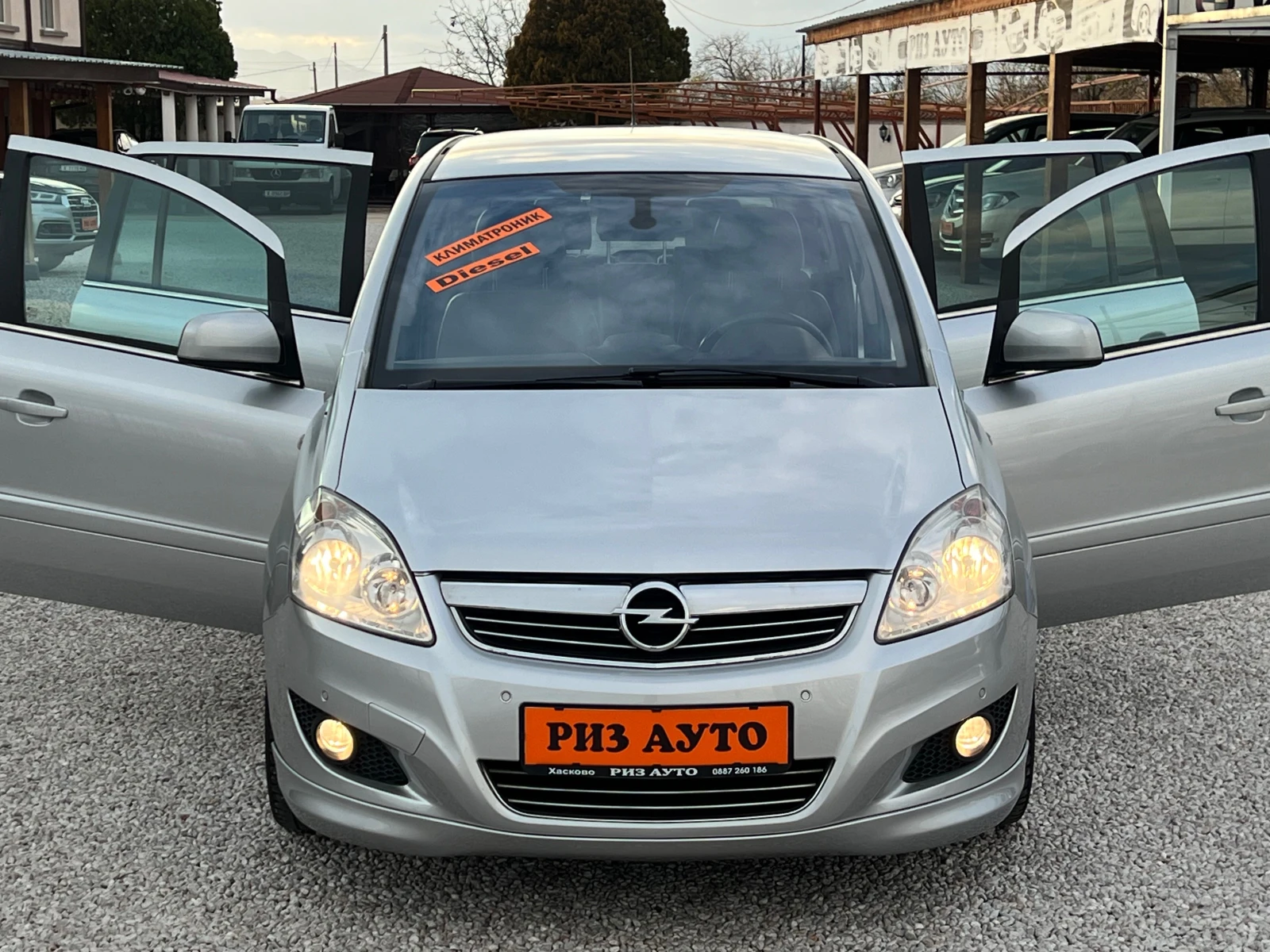 Opel Zafira 1.7CDTI* FACE* 6sk* 6+ 1 * COSMO* ЛИЗИНГ - изображение 2