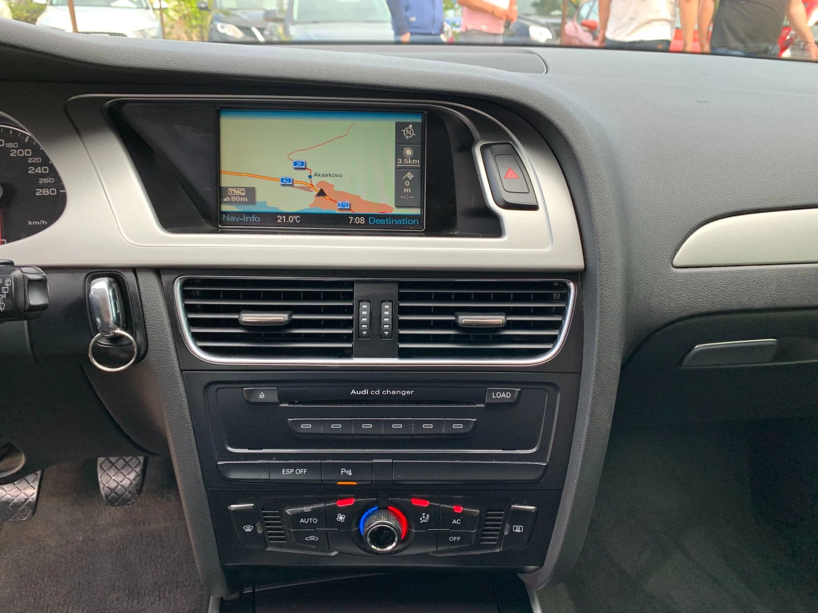 Audi A4 2.0TDI НАВИ БИКСЕНОН - изображение 10