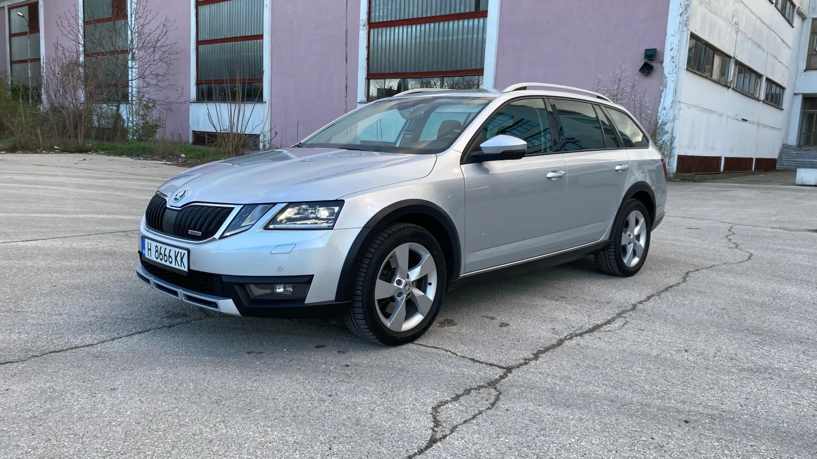 Skoda Octavia SCOUT - изображение 3