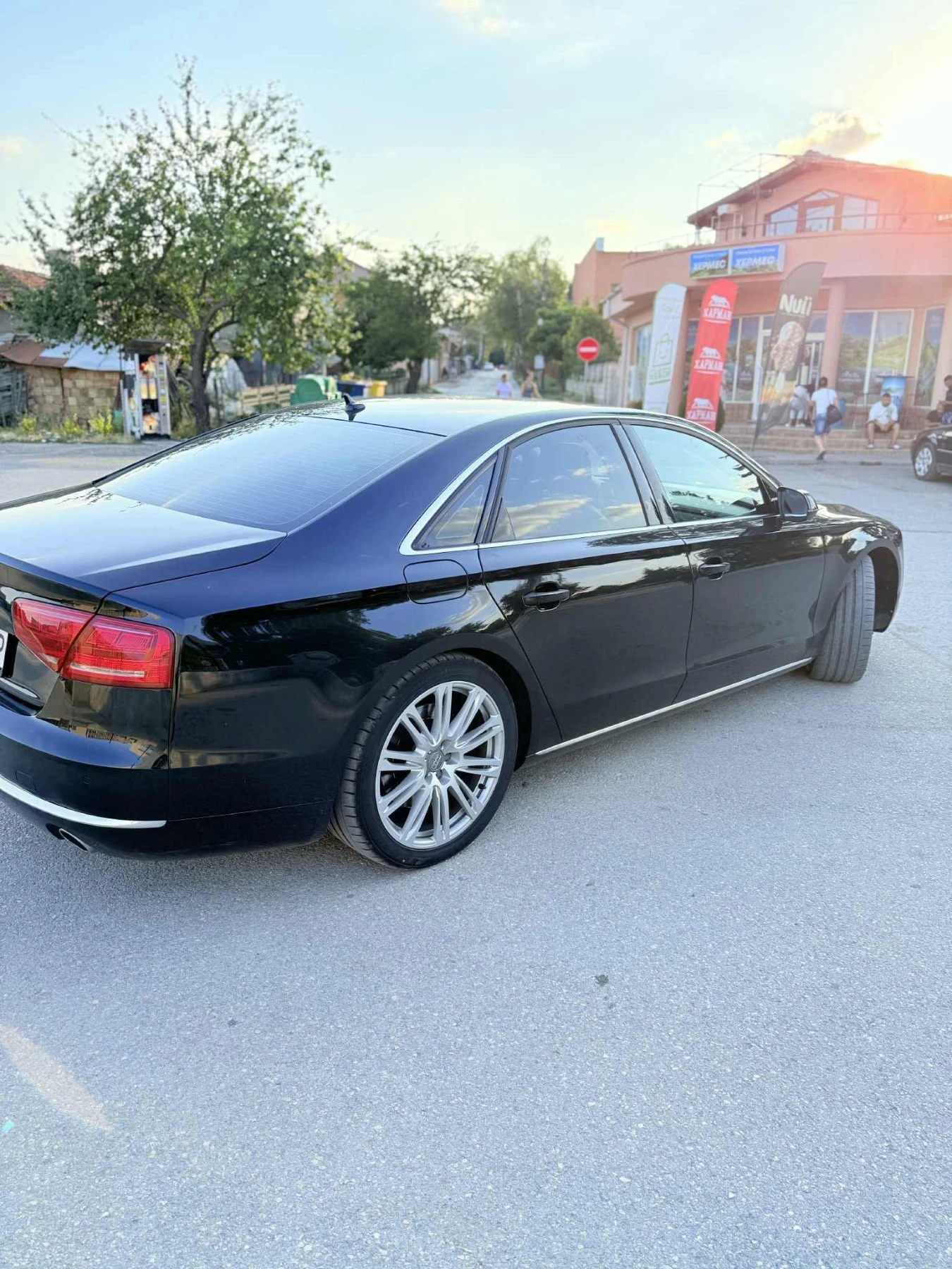 Audi A8  - изображение 2