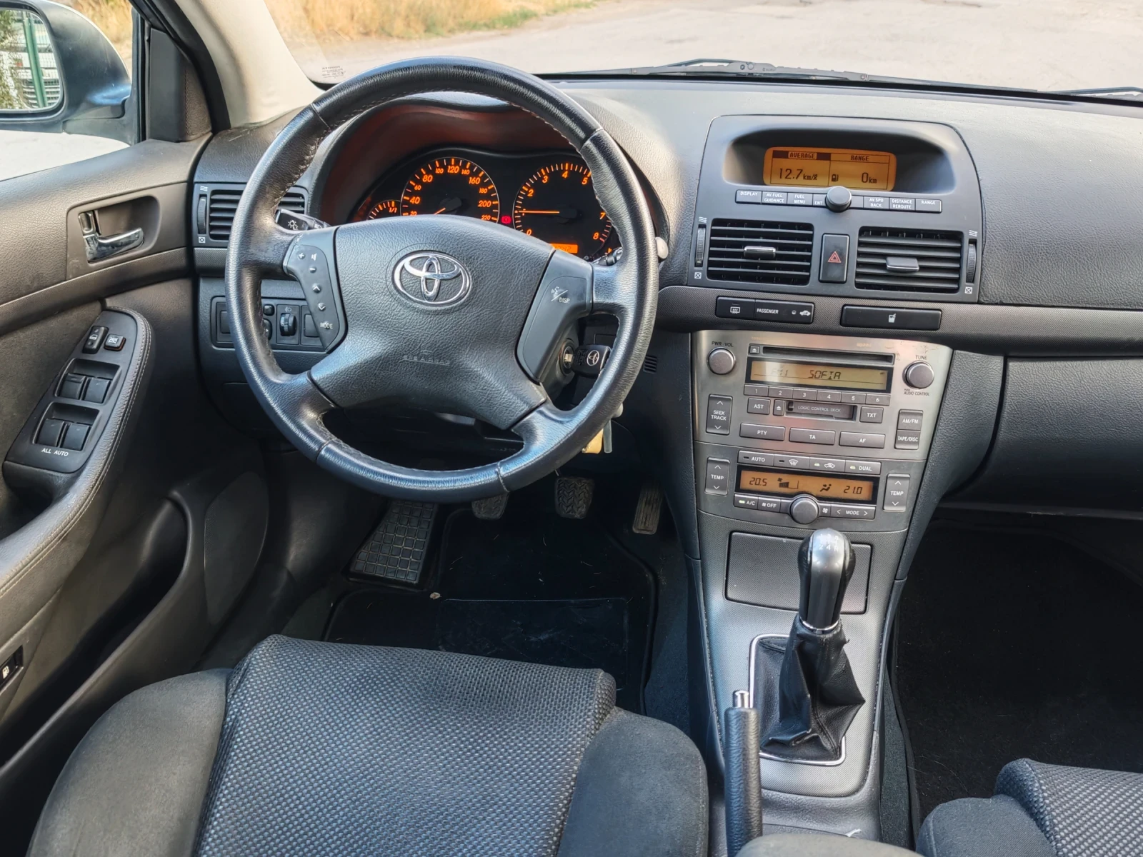 Toyota Avensis 1.8VVT-i - изображение 9