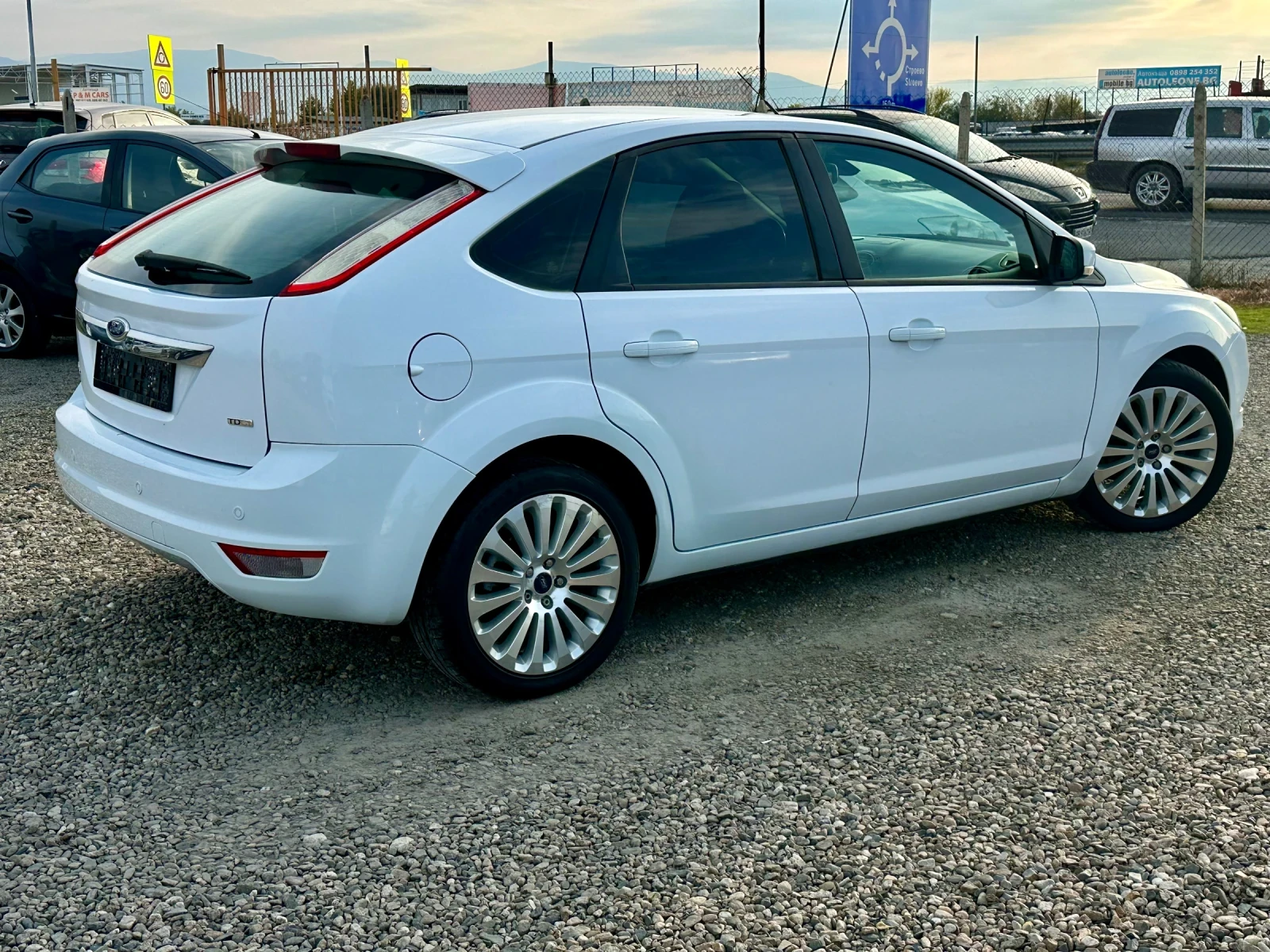 Ford Focus 1.6TDCi-90KC* TiTANiUM* NAVi*  - изображение 4