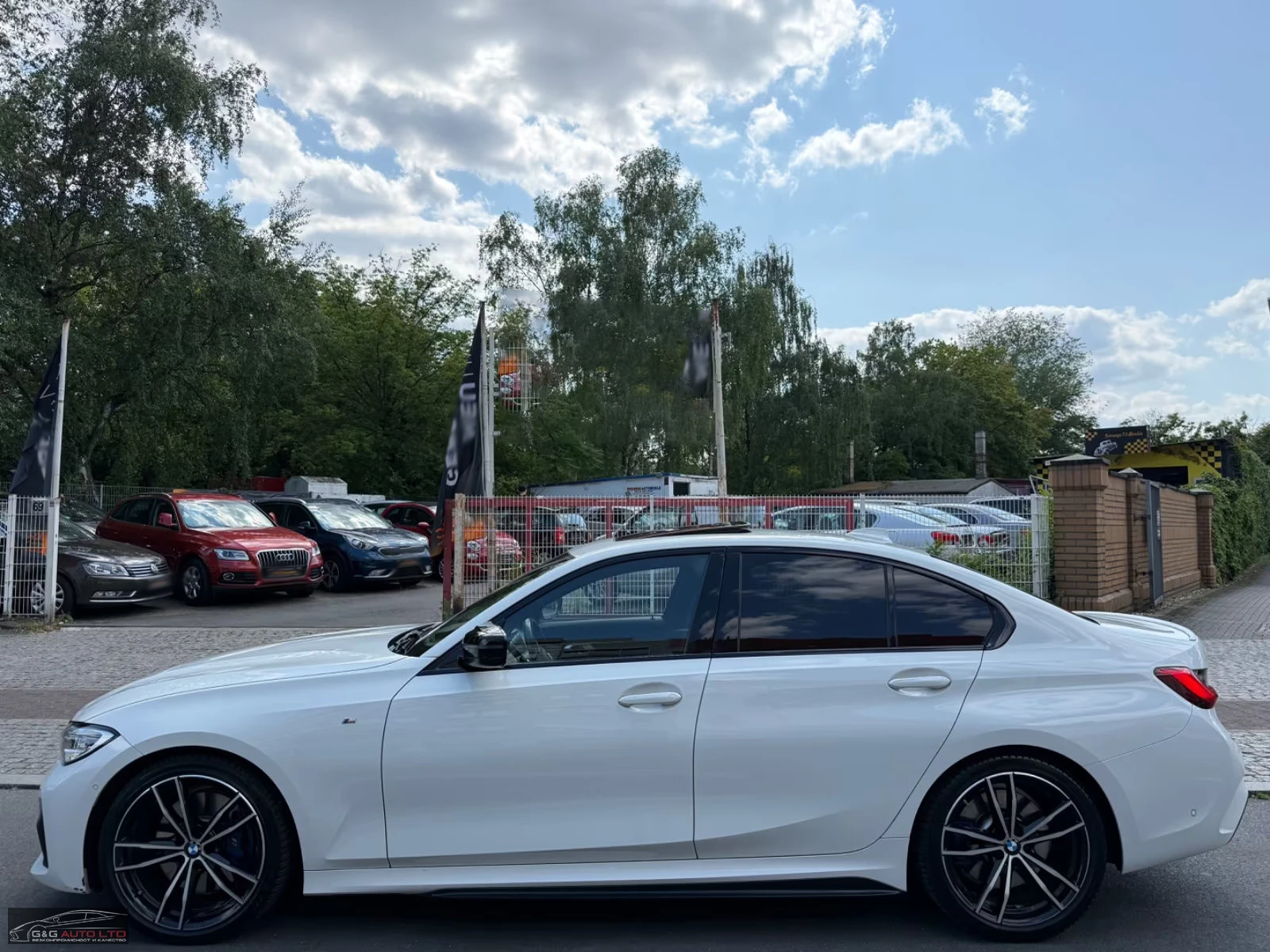 BMW 330 d/256HP/M-SPORT/LASER/HUD/CAM/KLESS/DIGI/H&K/572g - изображение 3