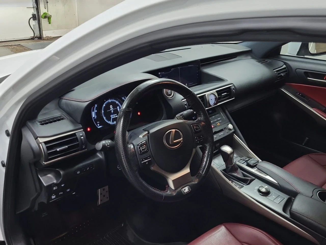 Lexus IS 350 * F SPORT* * АвтоКредит*  - изображение 8