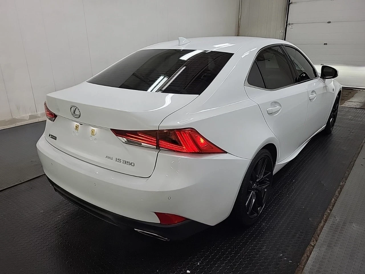Lexus IS 350 * F SPORT* * АвтоКредит*  - изображение 4